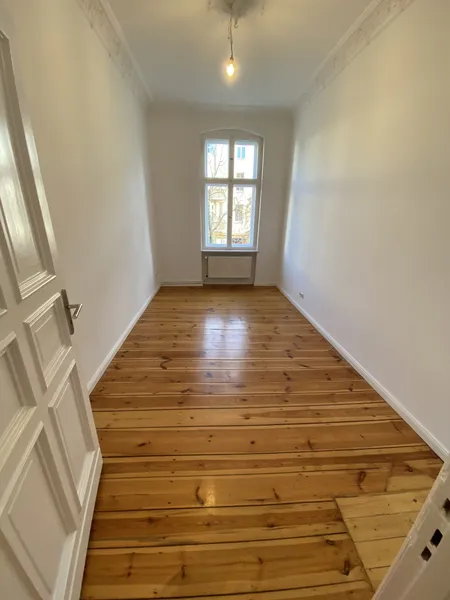 | 3-Zimmerwohnung mit Balkon in Baumschulenweg (Treptow)/ am S-Bhf. Baumschulenweg — photo 1